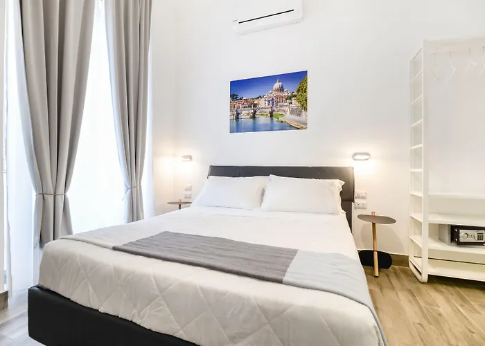 Clementi 18 Πανσιόν 4*